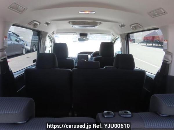 Used 2014 AT toyota noah ZRR80G Image[9]