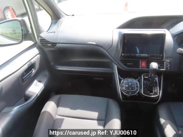 Used 2014 AT toyota noah ZRR80G Image[24]