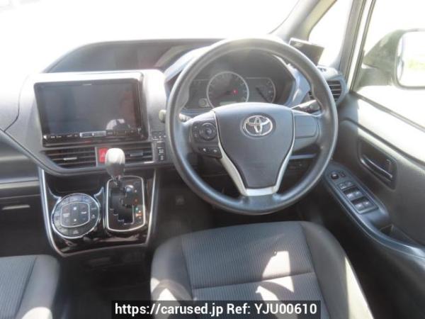 Used 2014 AT toyota noah ZRR80G Image[25]