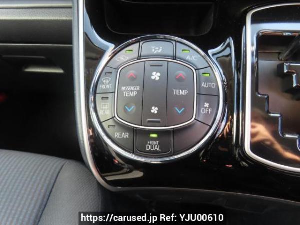 Used 2014 AT toyota noah ZRR80G Image[30]