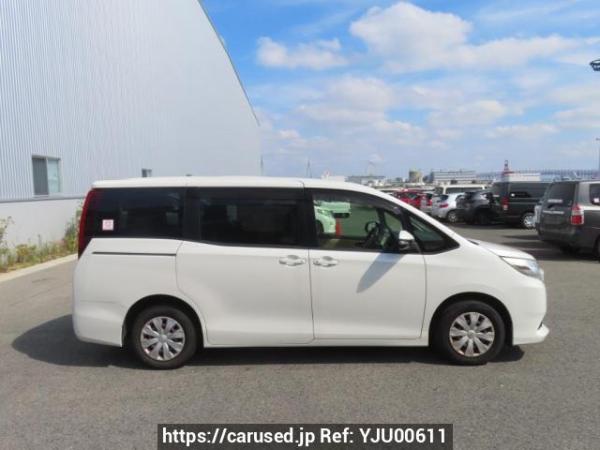 Used 2014 AT toyota noah ZRR80G Image[7]