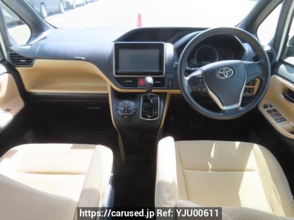 Used 2014 AT toyota noah ZRR80G Image[23]
