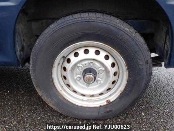 Used 2003 AT toyota regiusace-van TRH112V Image[22]