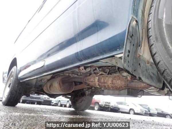 Used 2003 AT toyota regiusace-van TRH112V Image[27]