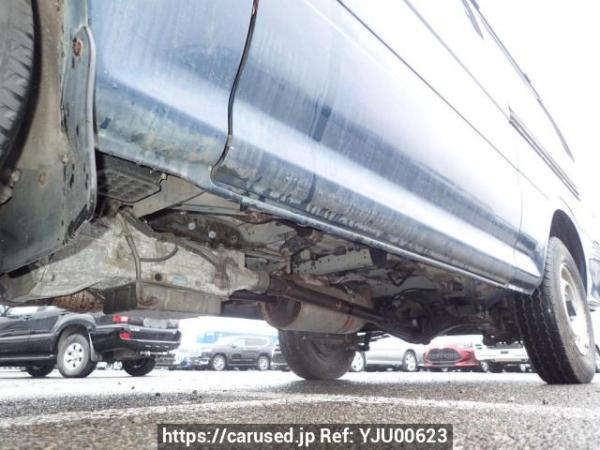 Used 2003 AT toyota regiusace-van TRH112V Image[28]