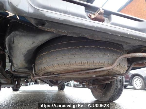 Used 2003 AT toyota regiusace-van TRH112V Image[32]