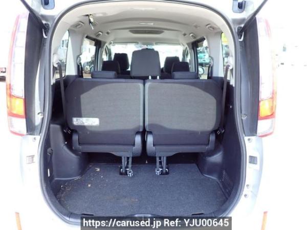 Used 2014 AT toyota noah ZRR80G Image[8]
