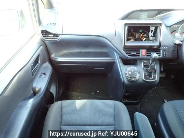 Used 2014 AT toyota noah ZRR80G Image[18]