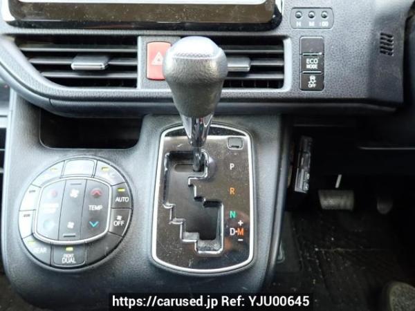 Used 2014 AT toyota noah ZRR80G Image[22]