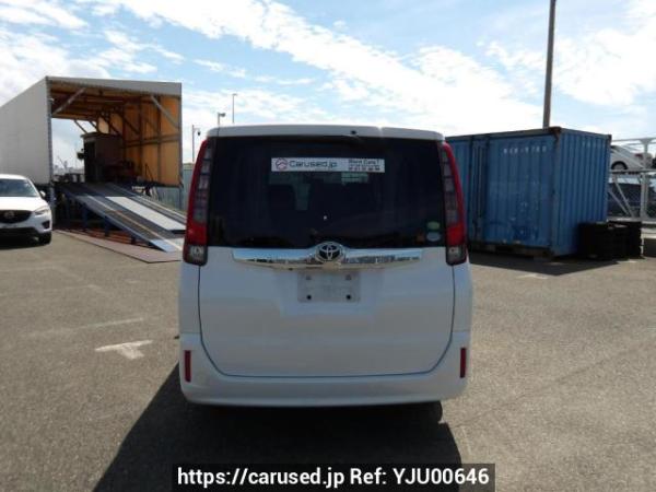 Used 2014 AT toyota noah ZRR80G Image[5]