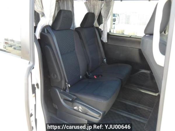 Used 2014 AT toyota noah ZRR80G Image[15]