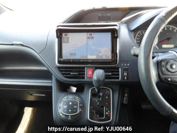 Used 2014 AT toyota noah ZRR80G Image[20]