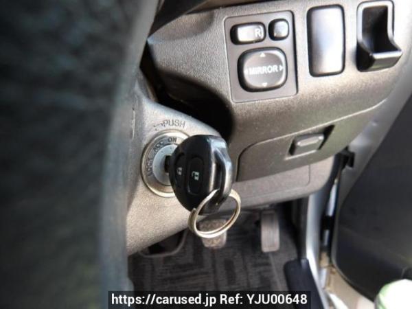 Used 2004 AT toyota hiace-van KDH200V Image[25]
