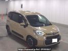 Toyota Sienta MXPC10G