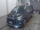 Toyota Voxy ZRR80W