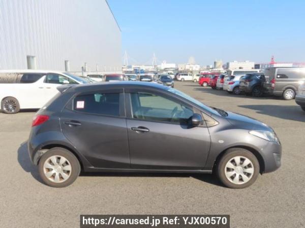 Used 2013 AT mazda demio DE3FS Image[7]