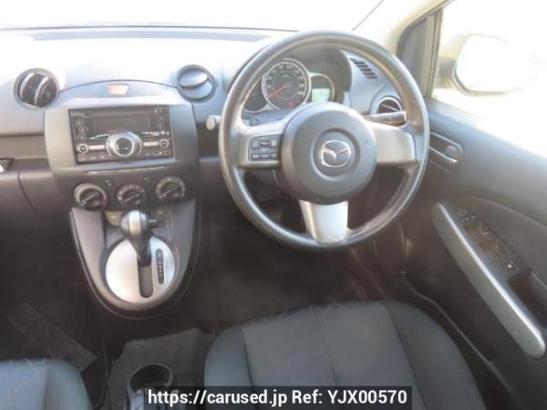 Used 2013 AT mazda demio DE3FS Image[21]