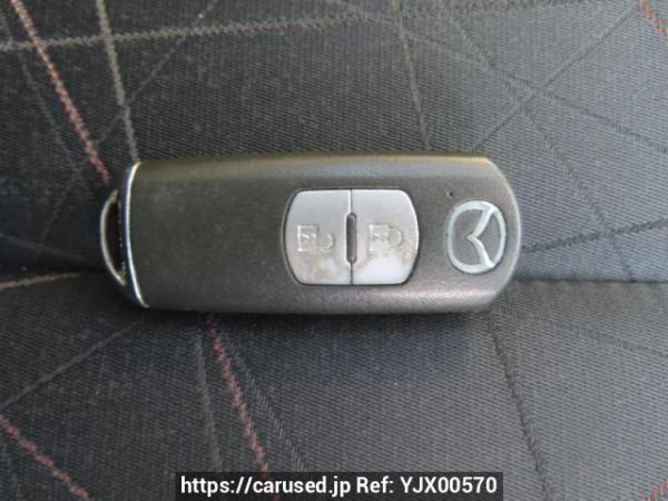 Used 2013 AT mazda demio DE3FS Image[29]