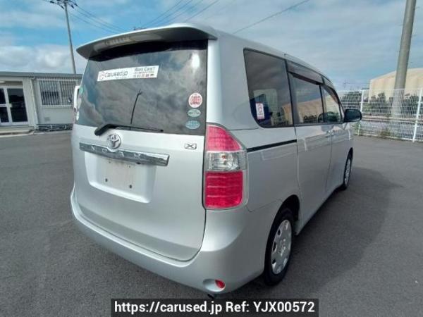 Used 2009 AT toyota noah ZRR70G Image[6]