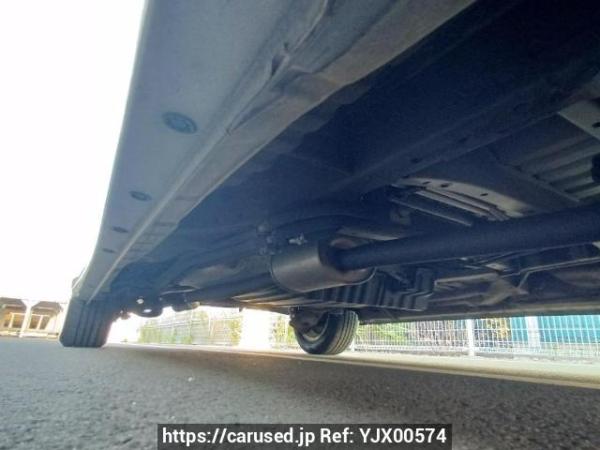 Used 2004 AT toyota alphard MNH10W Image[34]