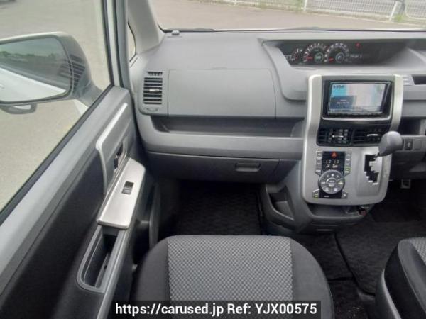 Used 2008 AT toyota noah ZRR70W Image[18]
