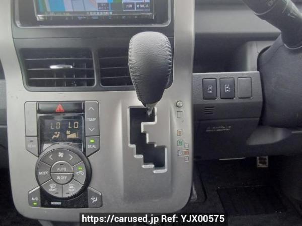 Used 2008 AT toyota noah ZRR70W Image[23]