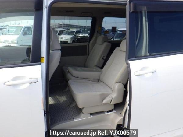 Used 2007 AT toyota noah ZRR70G Image[14]