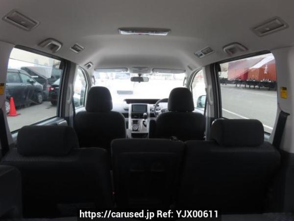 Used 2008 AT toyota noah ZRR70W Image[9]