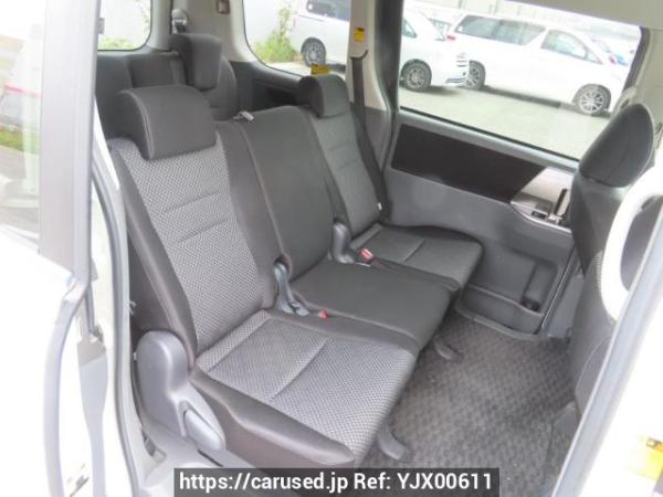 Used 2008 AT toyota noah ZRR70W Image[18]