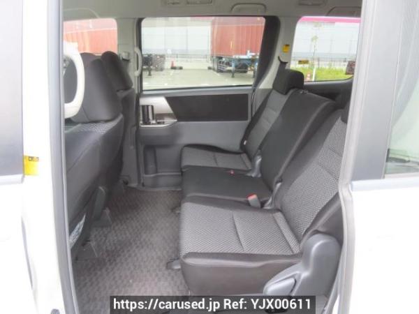 Used 2008 AT toyota noah ZRR70W Image[19]