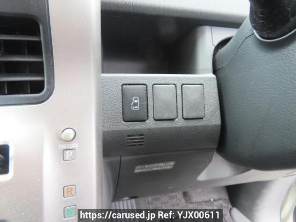Used 2008 AT toyota noah ZRR70W Image[32]