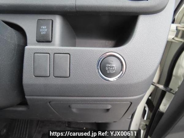 Used 2008 AT toyota noah ZRR70W Image[33]