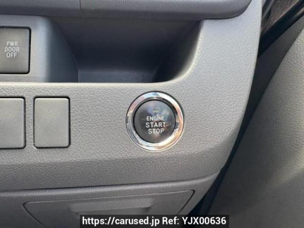 Used 2009 AT toyota voxy ZRR70W Image[30]