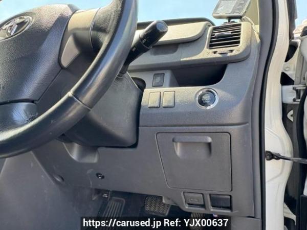 Used 2009 AT toyota voxy ZRR70W Image[29]