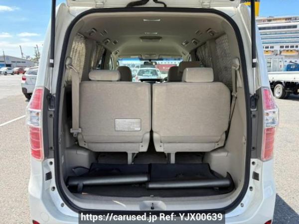 Used 2009 AT toyota noah ZRR70G Image[8]