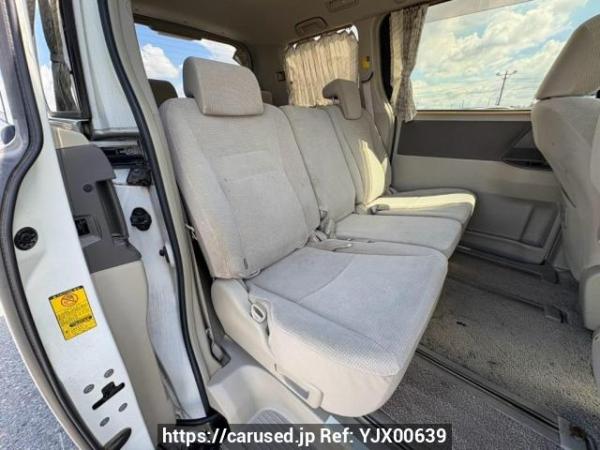 Used 2009 AT toyota noah ZRR70G Image[14]