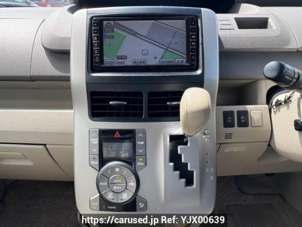 Used 2009 AT toyota noah ZRR70G Image[24]