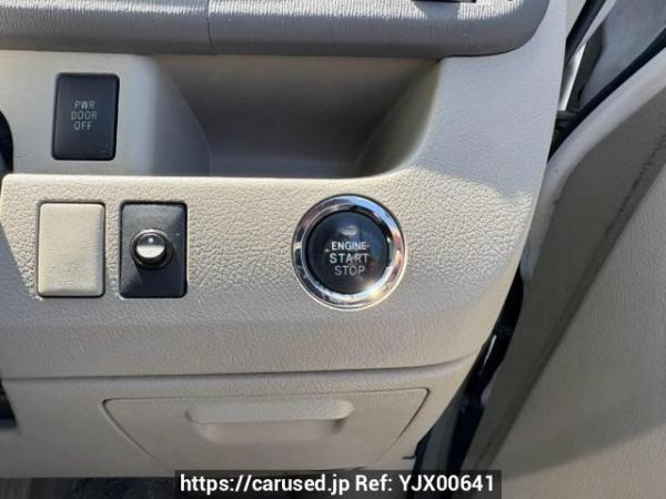 Used 2009 AT toyota noah ZRR70G Image[30]
