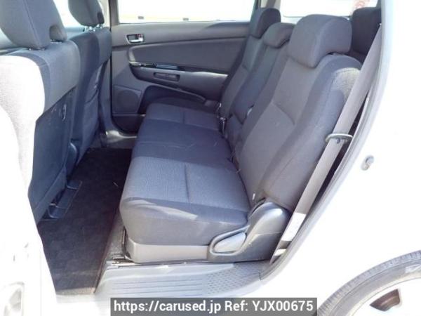 Used 2004 AT toyota wish ZNE10G Image[15]