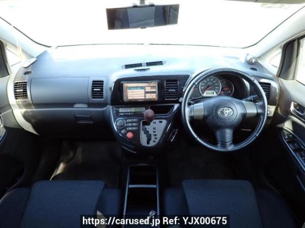 Used 2004 AT toyota wish ZNE10G Image[17]