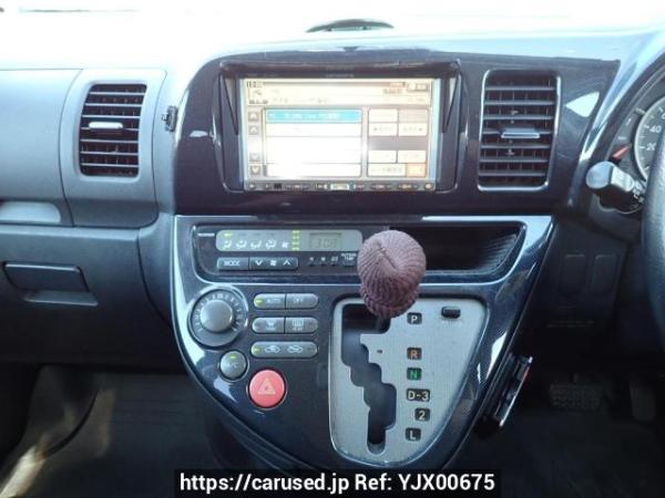 Used 2004 AT toyota wish ZNE10G Image[19]