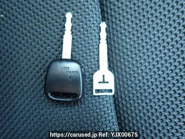 Used 2004 AT toyota wish ZNE10G Image[28]