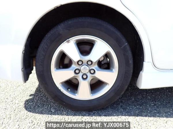 Used 2004 AT toyota wish ZNE10G Image[31]