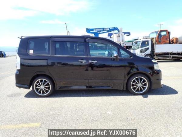 Used 2009 AT toyota voxy ZRR70W Image[7]