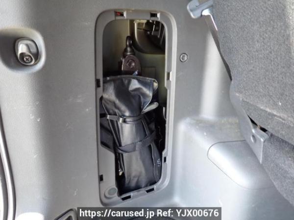 Used 2009 AT toyota voxy ZRR70W Image[43]