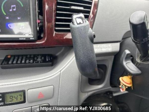 Used 2005 AT toyota noah AZR60G Image[21]