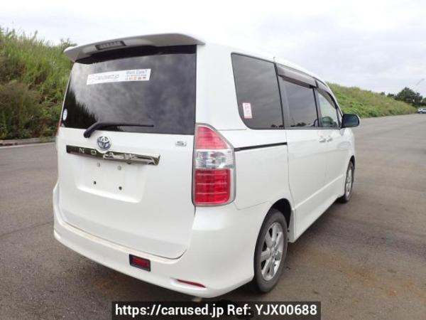Used 2010 AT toyota noah ZRR70W Image[6]