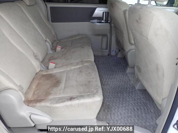 Used 2010 AT toyota noah ZRR70W Image[13]