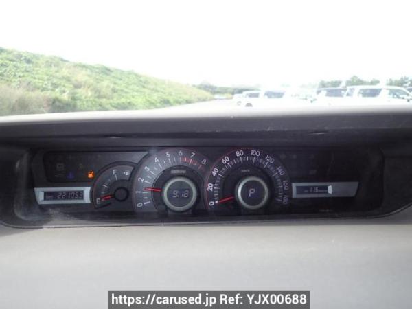 Used 2010 AT toyota noah ZRR70W Image[23]