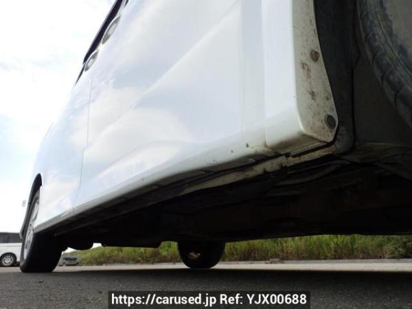 Used 2010 AT toyota noah ZRR70W Image[37]
